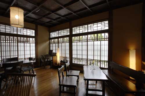 登録有形文化財の宿　奥津温泉　名泉鍵湯　奥津荘