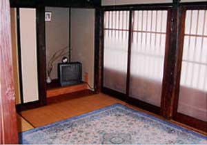 白川郷 合掌造り民宿 志みづ