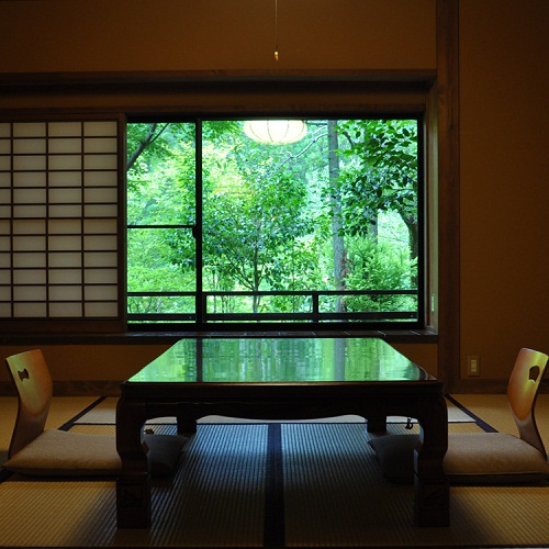 秘境七滝　お宿　華坊