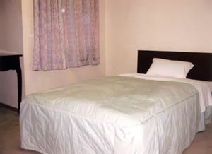 ビジネスホテル三恵