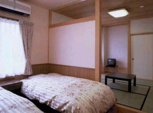 ラ・ファミーユ中角