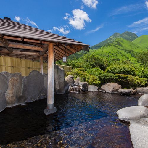 由布院温泉　ゆふいん七色の風