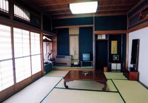 海老名旅館 <佐渡島>