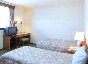 ビジネスホテル　とらや