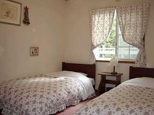 ペンション　歩絵夢（ぽえむ）