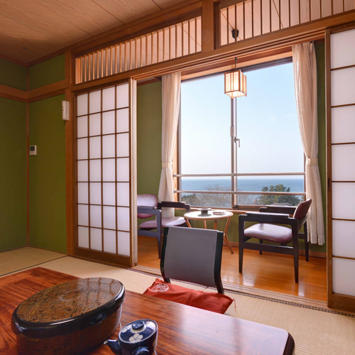 鍋石温泉　深浦観光ホテル