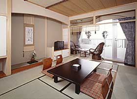 内海海岸　豆千待月