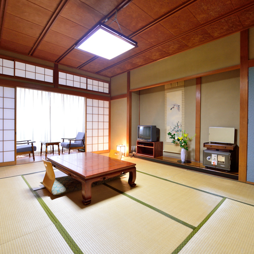 旅館　やまむろ