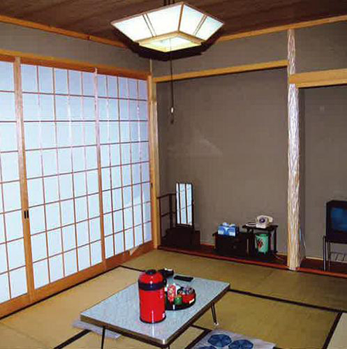 西岡屋旅館 <壱岐島>