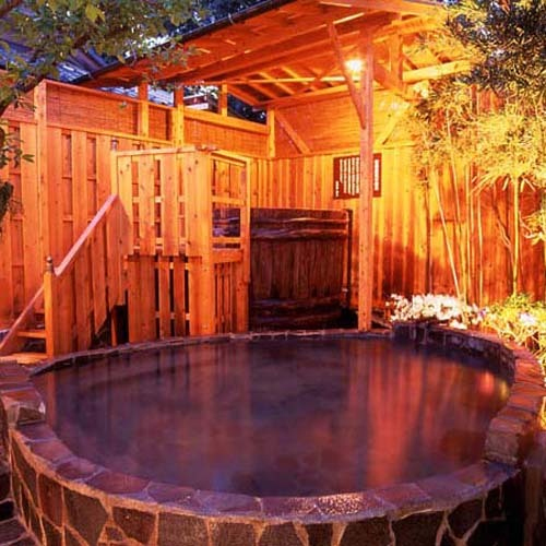 ＨＯＴＥＬ　ＳＨＩＲＡＨＡＭＡＫＡＮ（白浜館）