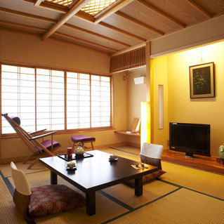 箱根湯本温泉　庭園露天を味わう宿　湯さか荘