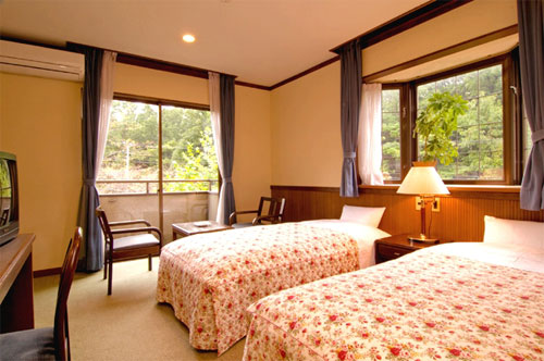 【地魚の美味しい宿】　プチリゾート　赤い馬