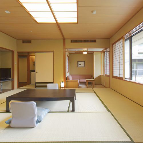 玉造温泉　ＲＹＯＫＡＮ　ＯＱＯＱ　（旧：玉井別館）