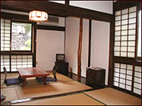 宝泉寺温泉　旅館　やひろ