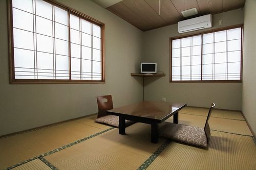 由良温泉　民宿　本間義一