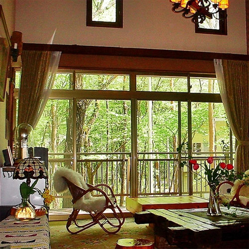 貸別荘 森の灯び