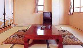 ビジネスホテル　新富士