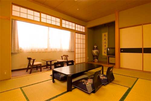 信州安曇野穂高温泉郷　旅館　山のたこ平