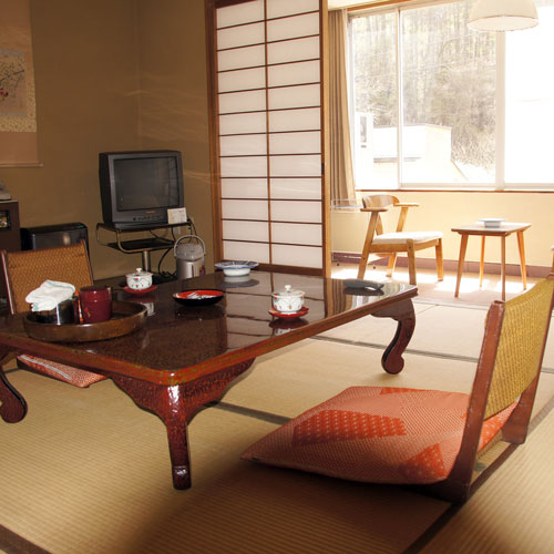 霊泉寺温泉　和泉屋旅館