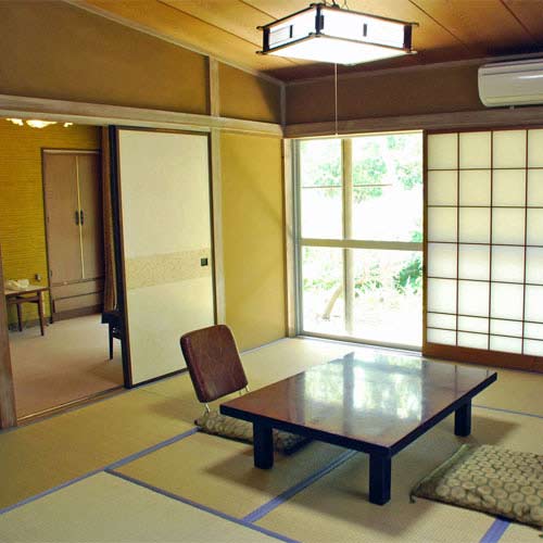 さざ波館（さゞ波館）