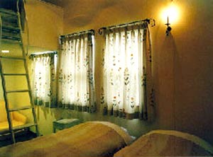 ペンション アンバースデイ