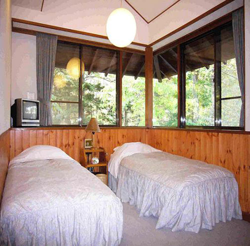 ペンション 軽井沢フォーレスト