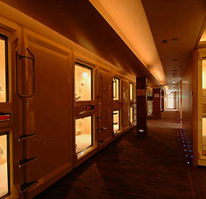 カプセルイン大阪（ニュージャパン梅田）