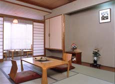 日光温泉　ホテル　春茂登