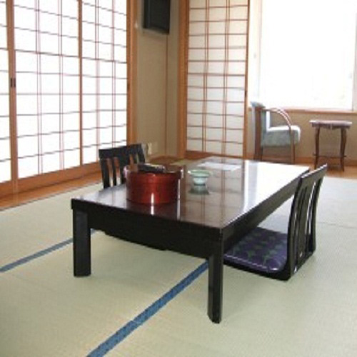 由布院温泉　想い出の宿　はなせん