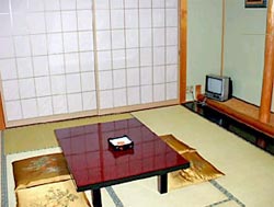 かつみや　ＫＡＴＳＵＭＩＹＡ