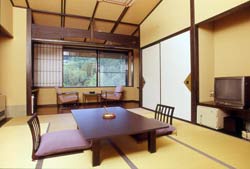 月山志津温泉　変若水の湯　つたや