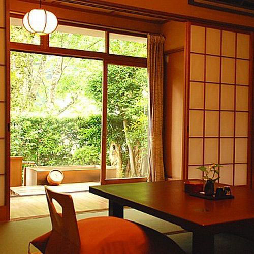 源泉かけ流しの湯　御宿　さか屋