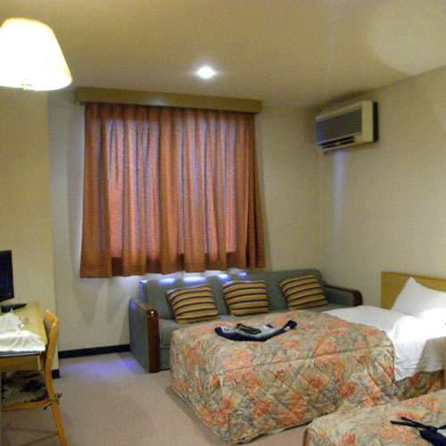 割烹旅館 ビジネスホテル よしのや