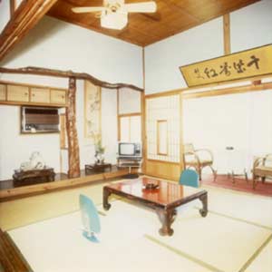 長門湯本温泉 利重旅館