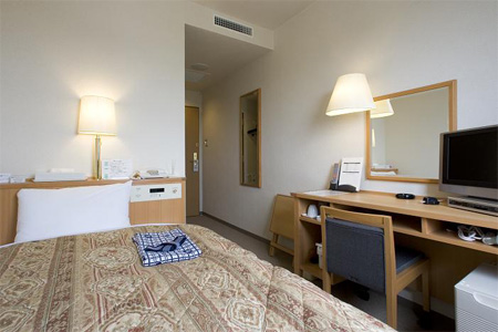 アズイン半田インター