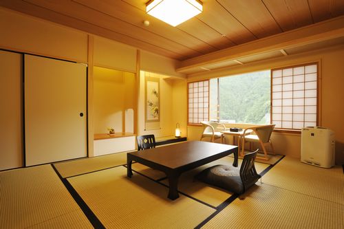 湯盛温泉　ホテル杉の湯