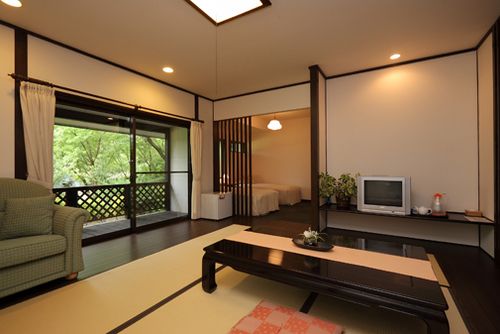 くつろぎと料理の宿 RESHUKU 森のレンガ館