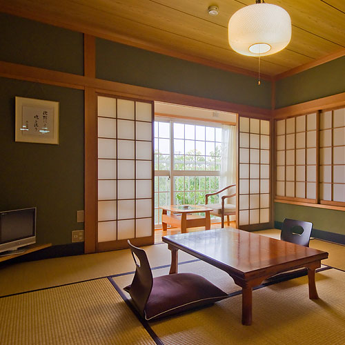 鉱石ミネラル嵐の湯　湯治の館　２号館