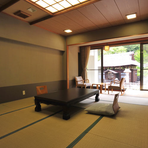 高湯温泉　旅館　玉子湯