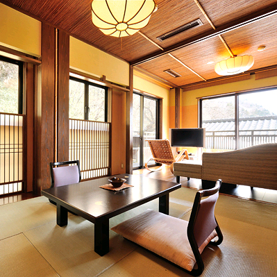 四万温泉　鹿覗きの湯つるや