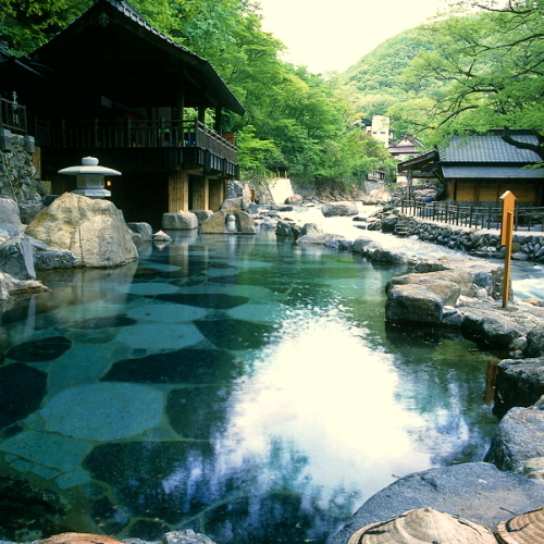 宝川温泉汪泉閣