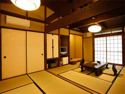 由布院温泉　ゆふいん　旅庵　和山豊