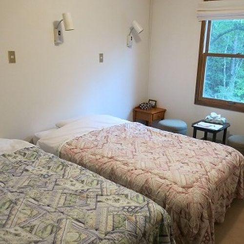 蓼科高原　ペンション　ひこう船