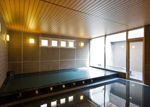 アパホテル〈新潟古町〉