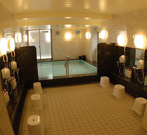 アズイン福井（旧：エースイン福井）