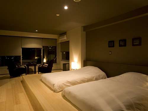 くつろぎ日和　伊東遊季亭