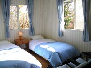 伊豆高原　ペンション　ウェーブ・イン