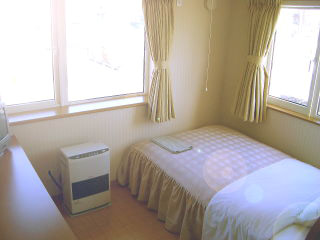 ビジネスホテル グランディ