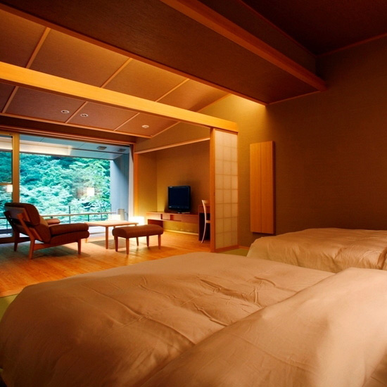 登別温泉郷　滝乃家