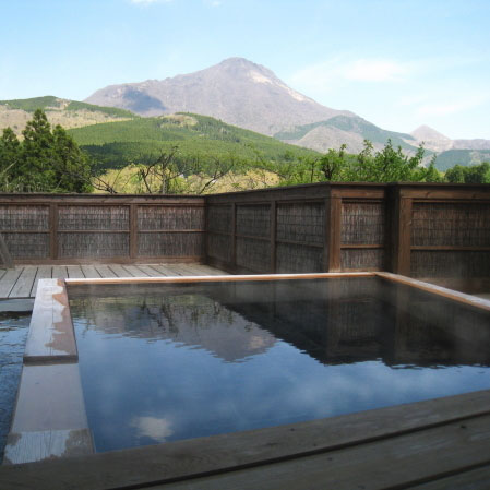 由布院温泉　湯富里の宿　一壷天